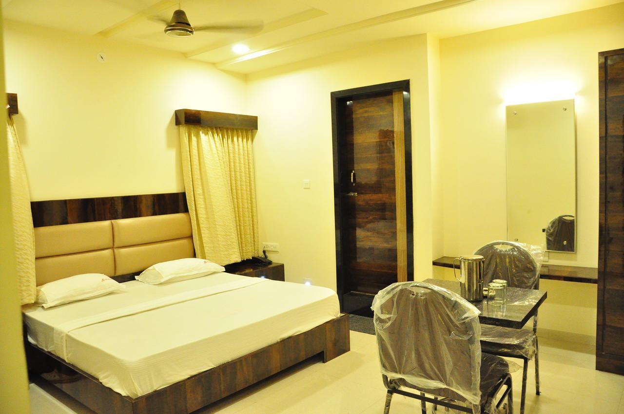 Pai Residency Hotel Hospet Eksteriør billede