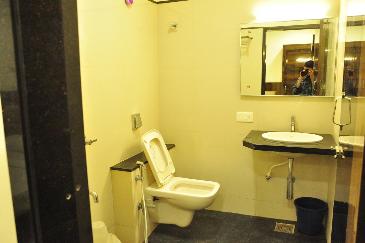 Pai Residency Hotel Hospet Eksteriør billede