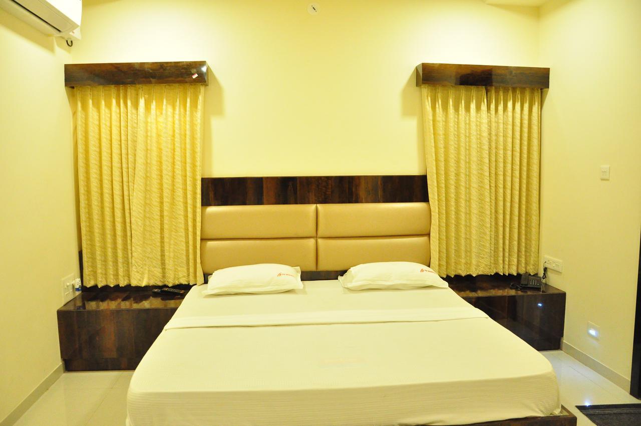 Pai Residency Hotel Hospet Eksteriør billede